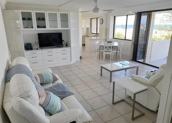 Burgess @ Kings Beach Apartments
