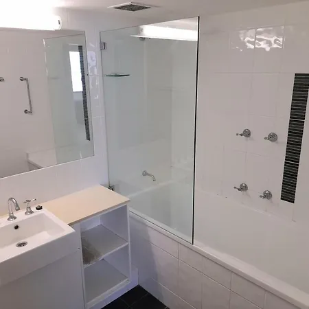 Burgess @ Kings Beach Apartments Caloundra Exterior photo